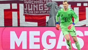 Bayern-Star: Manuel Neuer spielt mit speziellem Torwarthandschuh