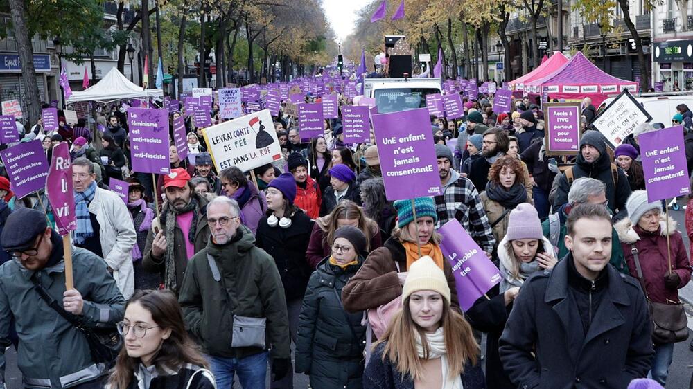 Demonstration gegen sexuelle Gewalt gegen Frauen