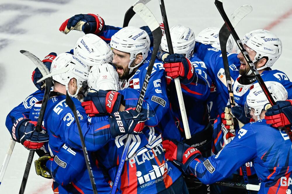 Adler Mannheim - EHC Red Bull München