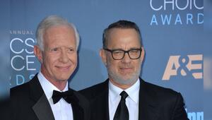 US-Pilot Chesley Sullenberger (li.) und Schauspieler Tom Hanks, der ihn im Hollywood-Film ...