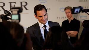 Federer über Zverevs Erfolge: Vom passiven zum mutigen Spieler