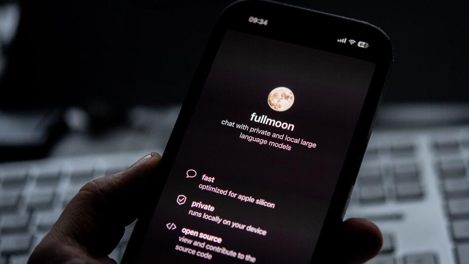 Die App Fullmoon auf einem Smartphone