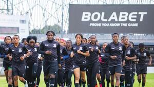 Sambias Frauen-Nationalteam trainiert