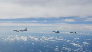 Chinesische Kampfflieger um Taiwan