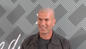 KORREKTUR! Frankreichs Nationaltrainer Zidane nimmt Bayern-Juwel Olise in Schutz