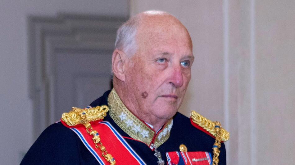 Erleichterung in Norwegen: König Harald V. ist nach seinem Krankenhaus-Aufenthalt in Malaysia ...