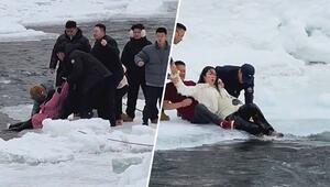 Mutter springt Tochter hinterher: Touristen ziehen Duo aus eisigem Fluss