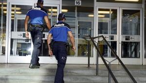 Hohe Freiheitsstrafen für zwei Brüder wegen Femizid in Chiasso.