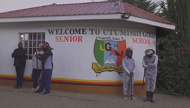 Brand in Mädchenschule in Kenia: Feuer fordert mindestens 15 Tote