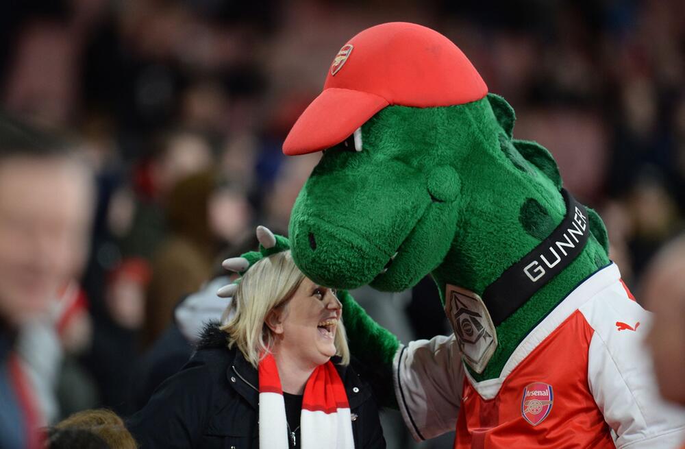 FC Arsenal - Maskottchen «Gunnersaurus»