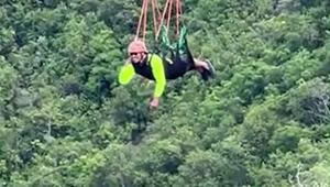 Gegenwind zu stark: Tourist hängt auf Seilrutsche 150 Meter über dem Boden fest
