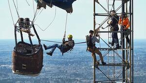 Spektakuläre Rettung in 280 Metern Höhe: Heissluftballon prallt gegen Sendemast