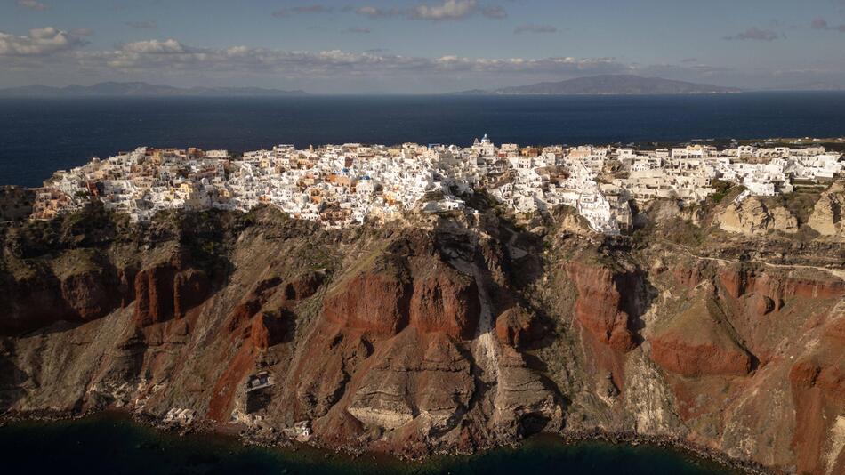 Auf der griechischen Insel Santorini rumort es gerade durchgängig.