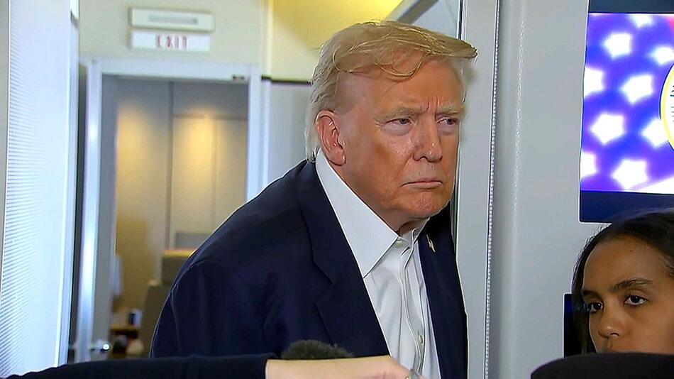 Trump: Epstein „stahl“ junge Mitarbeiterinnen aus Mar-a-Lago