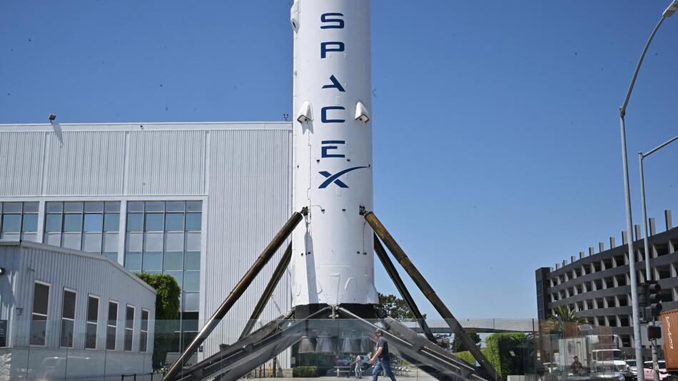 SpaceX