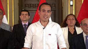 Perus Parlament setzt Präsident Jeri nach nur vier Monaten im Amt ab