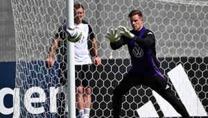 Training Fussball Nationalmannschaft Männer