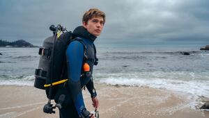 Nachdem es Austin Abrams in "Resident Evil" zuletzt mit gefrässigen Zombies zu tun bekam, hat ihn ...