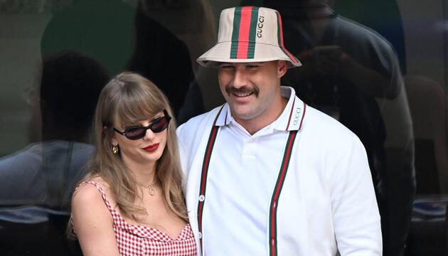 Taylor Swift und Travis Kelce heirateten mitten in New York City.