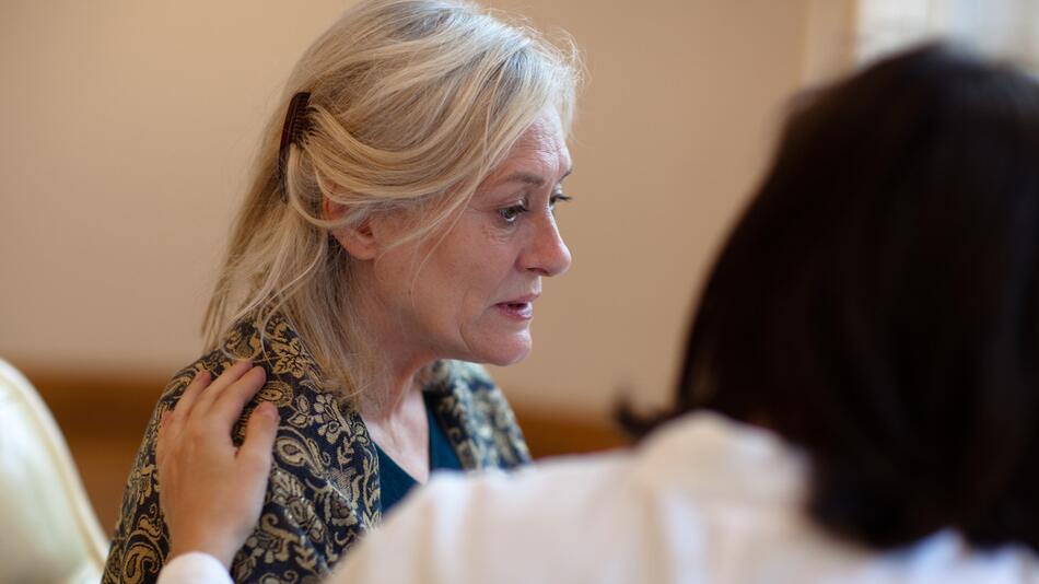 Frau Seniorin Alzheimer
