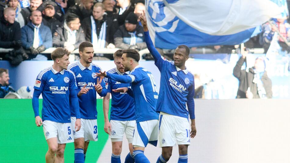 FC Schalke 04 - Karlsruher SC