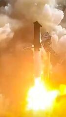 Riesenrakete ausser Kontrolle: Neunter Testflug von Musks Starship scheitert