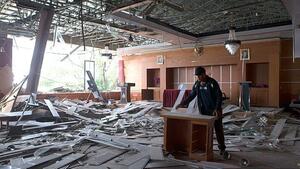Erdbeben der Stärke 7,7 in Indonesien