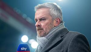 Didi Hamann traut Jonas Urbig (noch) nicht zu, Manuel Neuer zu beerben.