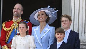 Prinzessin Kate hat emotionale Familienbilder mit den Royal-Fans geteilt.