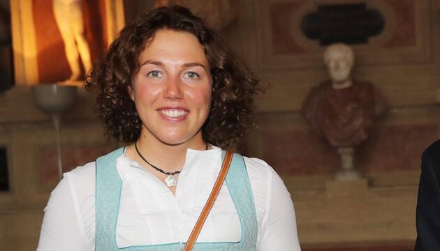 Der Wintersportstar Laura Dahlmeier wurde unter anderem mit dem Bayerischen Verdienstorden ...
