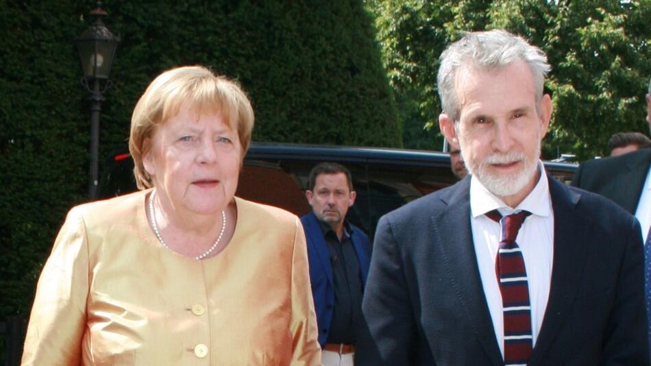 Angela Merkel und Ulrich Matthes in Bayreuth.