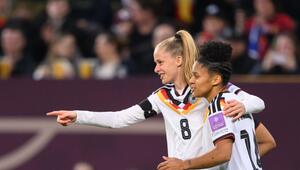 Vivien Endemann (l) und Shekiera Martinez