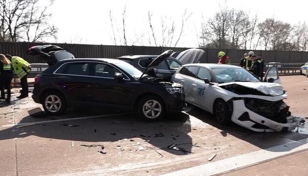 Verkehrschaos auf A1 nach Unfall: Ein Toter und mehrere Verletzte