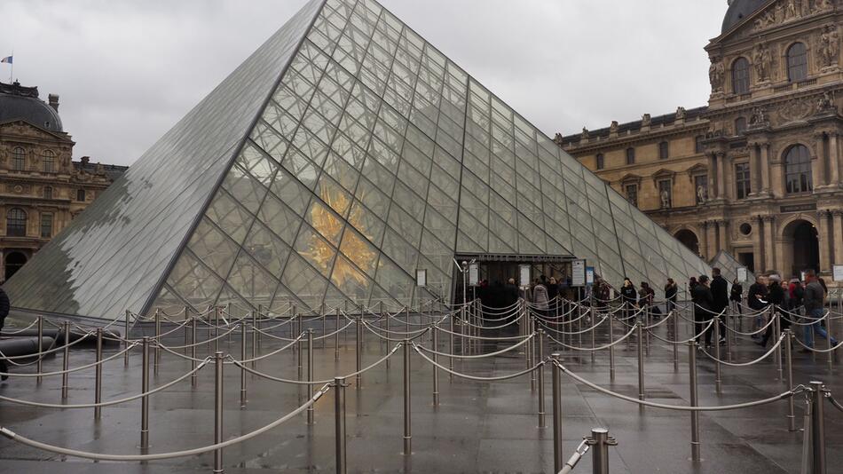 Louvre