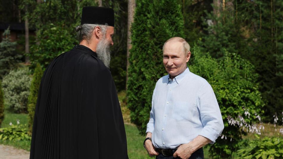 Putin besucht Walaam Kloster