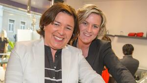 Die Moderatorinnen Vera Int-Veen (l.) und Andrea Plewig sind seit vielen Jahren befreundet.
