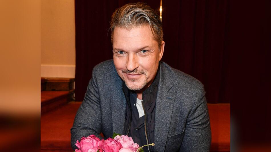 Tauscht Hardy Krüger Jr. Blumensträusse bald gegen Dschungelpflanzen?