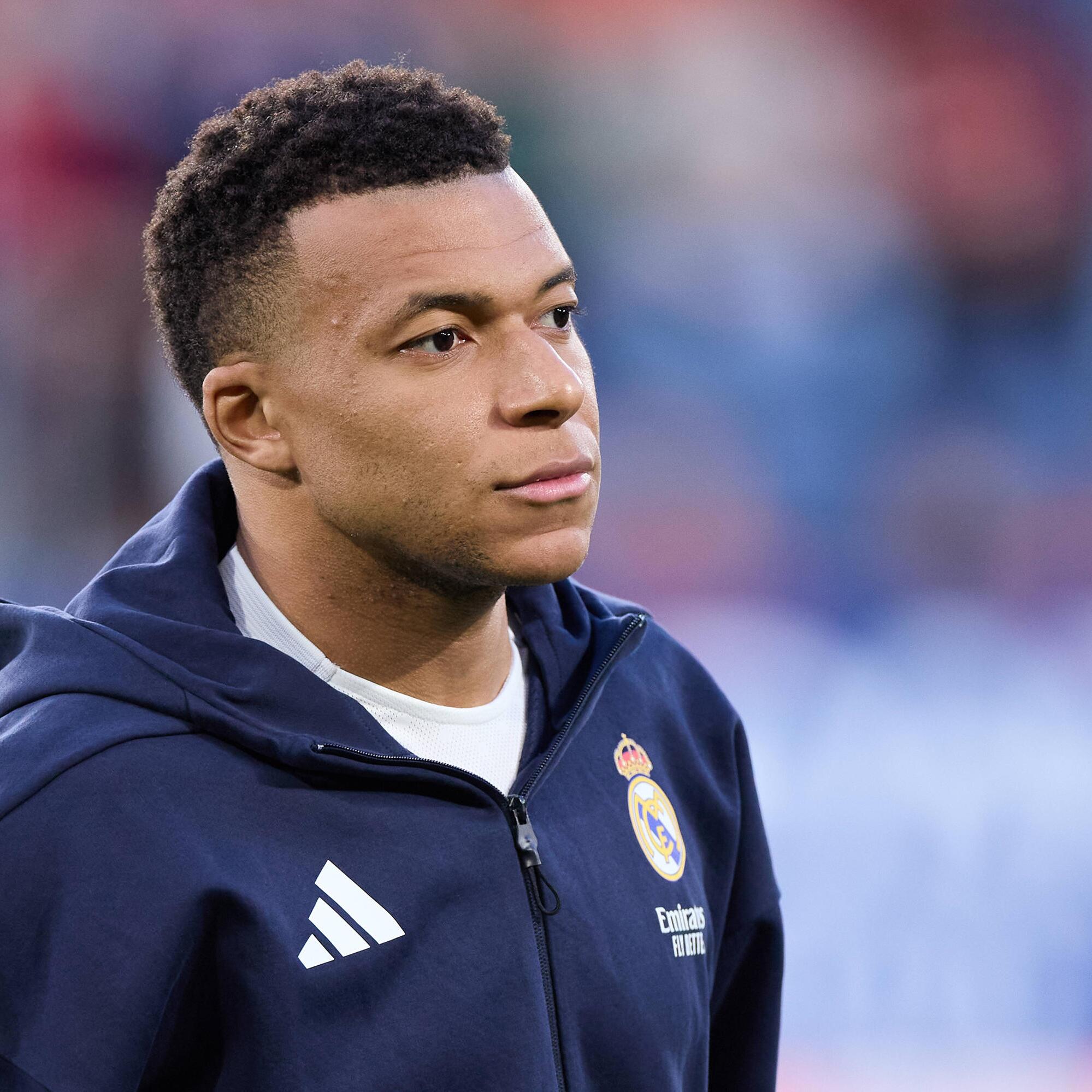 Mbappé für Untersuchungen am Knie in Paris | GMX.CH