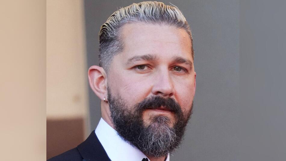 Schauspieler Shia LaBeouf besuchte die Premiere von "Megalopolis" in Cannes.