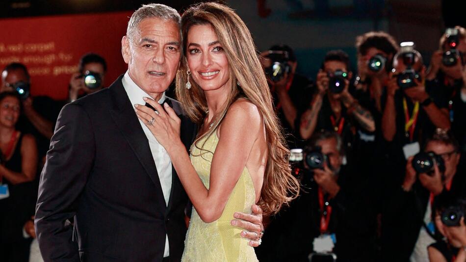 Amal und George Clooney strahlten auch bei den Filmfestspielen von Venedig um die Wette.