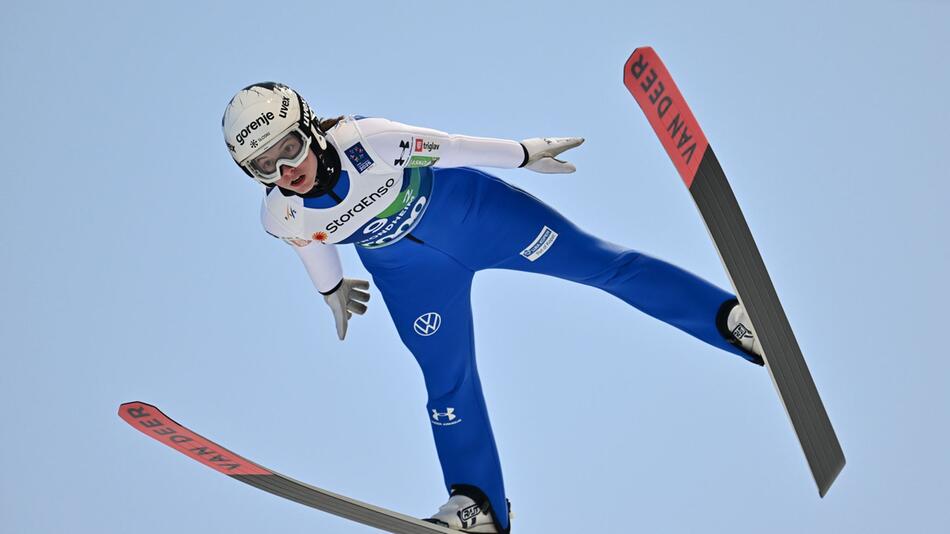 Tina Erzar