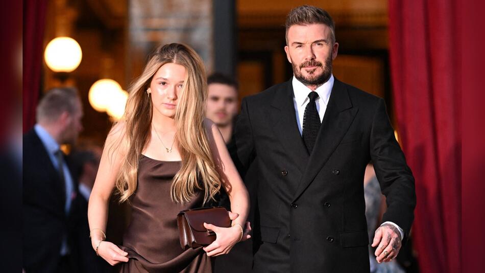 Harper Beckham, hier mit Vater David, begleitet ihre Familie schon lang zu öffentlichen Auftrittem-