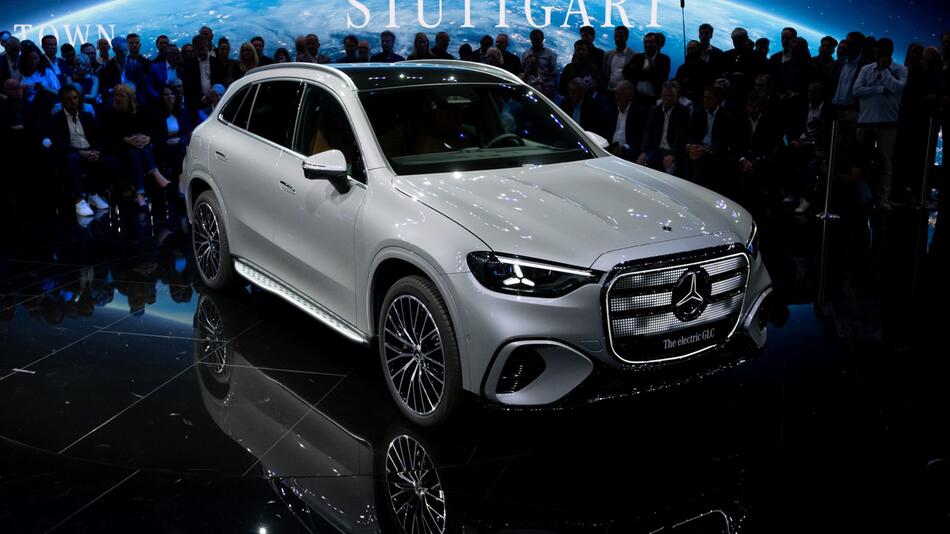 Mercedes-Benz GLC bei der Premiere vor Beginn der IAA