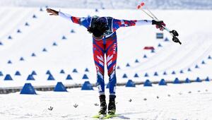 Stevenson Savard nach seinem Olympia-Zieleinlauf am 8. Februar 2026. 