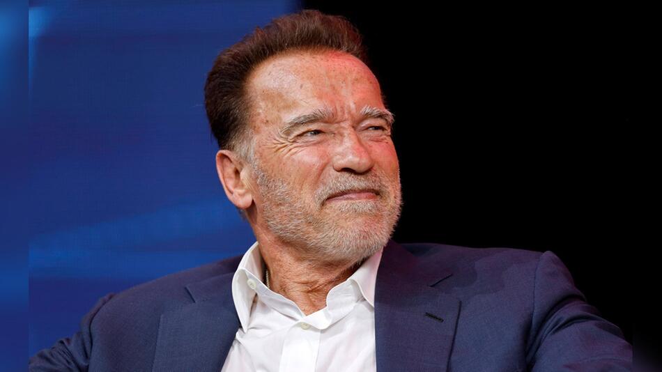 Arnold Schwarzenegger ist nun "ein bisschen mehr Maschine".