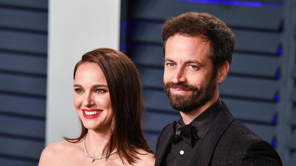 Oscarpreisträgerin Natalie Portman mit Ehemann Benjamin Millepied auf der "Vanity Fair"-Oscar ...