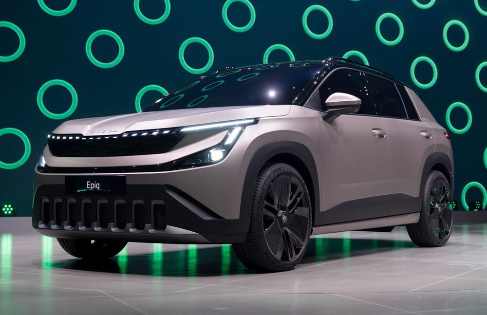 Skoda Epiq steht vor Beginn der IAA auf der Bühne