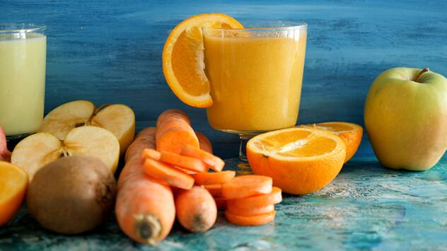 Was ist gesünder: Saft oder Smoothie?