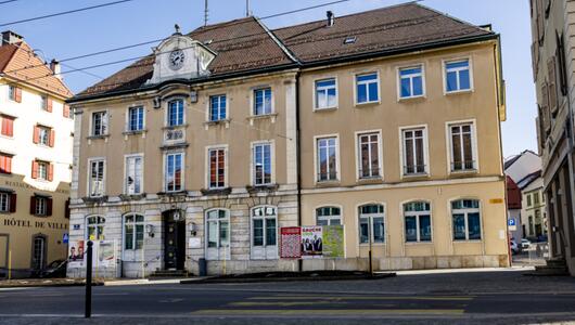 Das Bezirksgericht in La Chaux-de-Fond