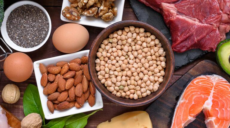Proteinmangel: Diese Anzeichen deuten auf zu wenig Eiweiss hin